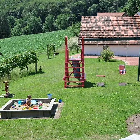 Feriehus S' Kellerstoeckl *